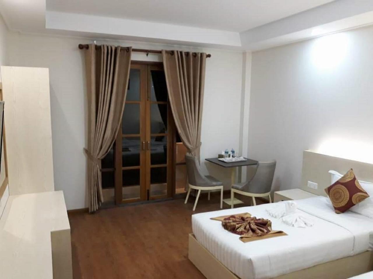 Hotel Mya Yar Pin Кало Экстерьер фото